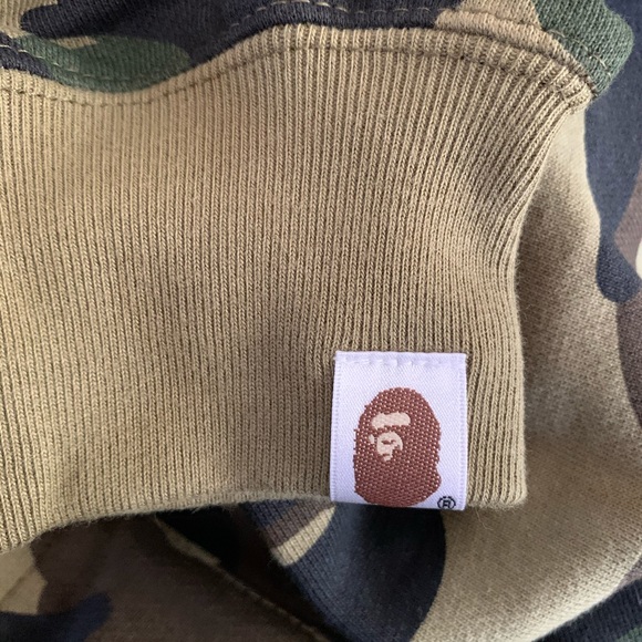 Bape OG Green Camo Zip-Up Shark Hoodie - Picture 7 of 8
